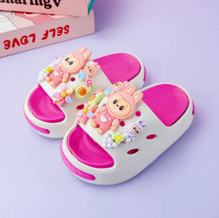 Chinelo Infantil Labubu - Edição Limitada
