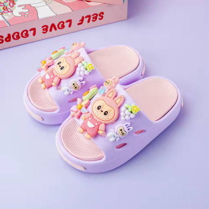 Chinelo Infantil Labubu - Edição Limitada