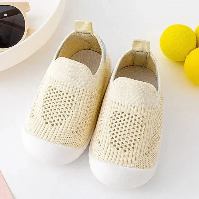 TinySteps - Tênis casuais para Bebês com Sola Macia Antiderrapante, Malha Respirável, Fresco e Fofo