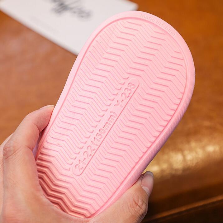 Chinelo do Coelhinho